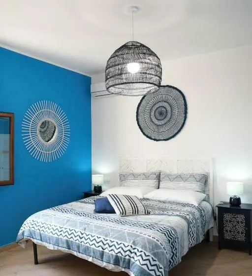 اتاق استاندارد, Gli Archi Sul Mare