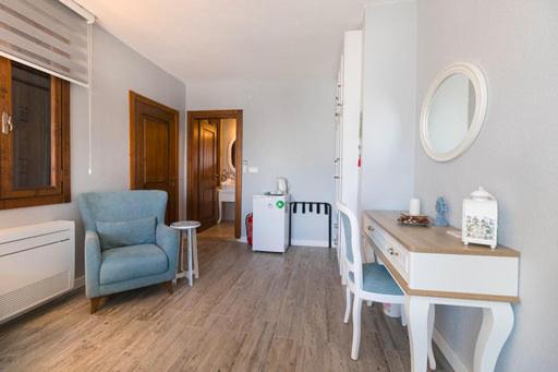 חדר סטנדרט נוף לים עם מרפסת, Harmanyeri Tatilevi