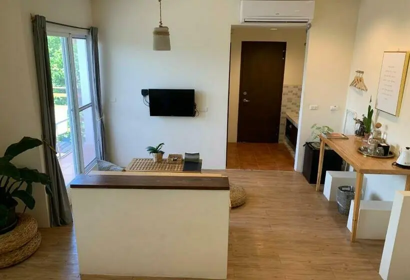 اتاق استاندارد چهارنفره با بالکن, W24墾丁民宿墾丁大街一館bnb