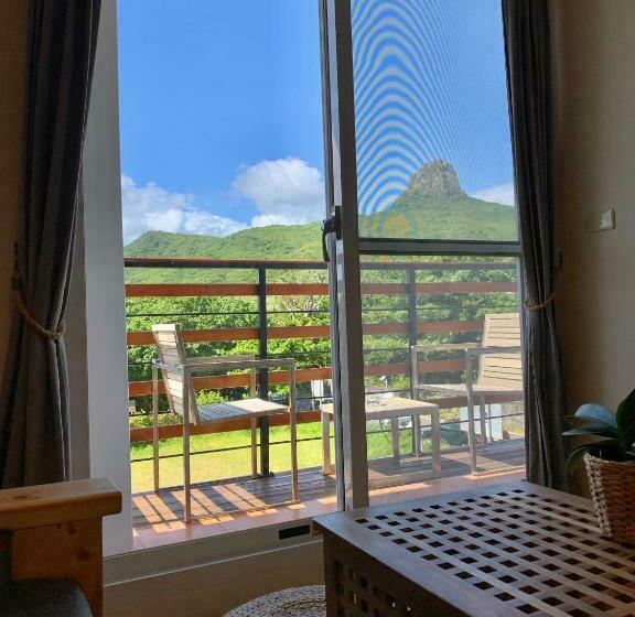 اتاق استاندارد چهارنفره با بالکن, W24墾丁民宿墾丁大街一館bnb