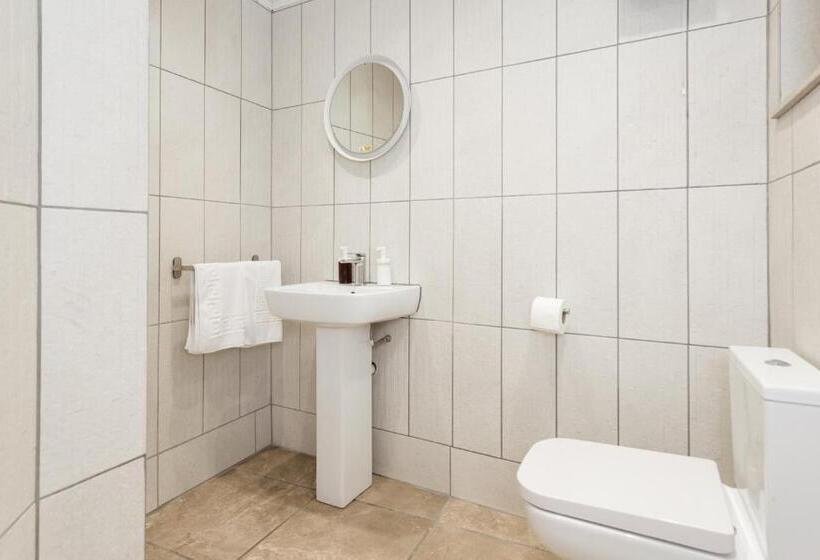 غرفة قياسية, Lancrigg