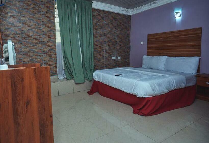 اتاق استاندارد با چشم‌انداز کوهستان, Koraf Hotels