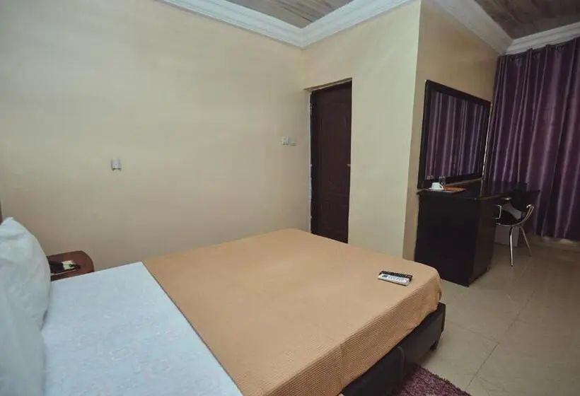 اتاق لوکس, Koraf Hotels