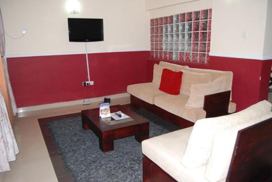 استودیوی استاندارد, Koraf Hotels