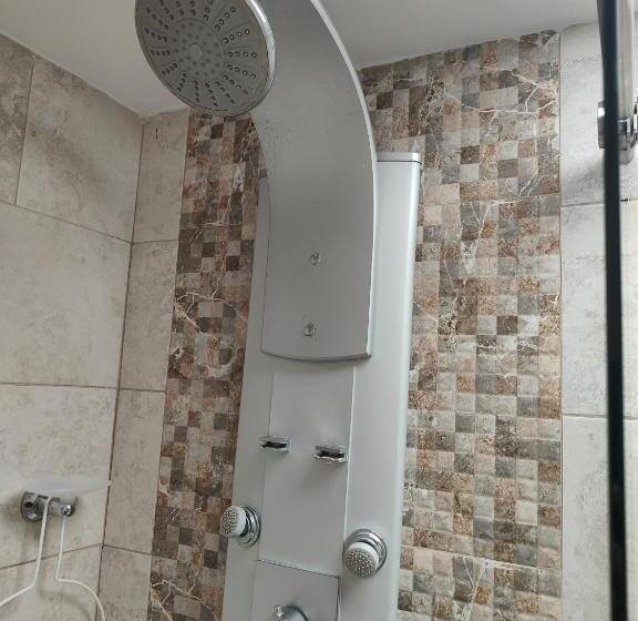 家庭间, Hospedaje El Buen Descanso