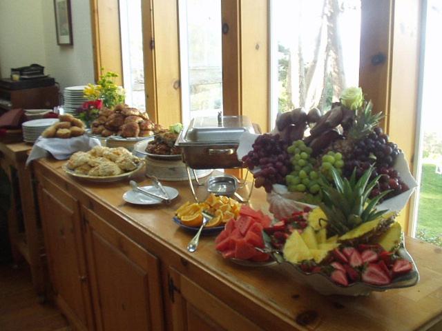 غرفة ديلوكس مطلّة علي البحر, Lost Whale Inn