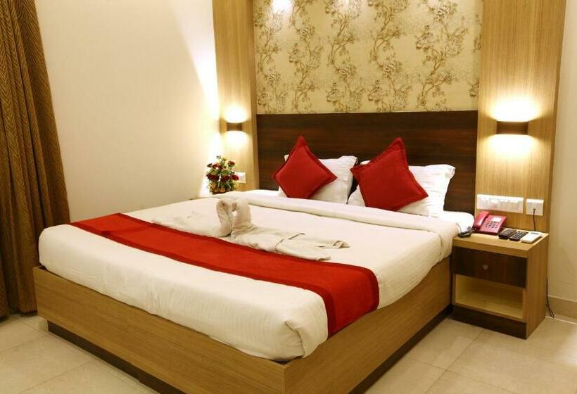 Quarto Deluxe, Prayana Hotels