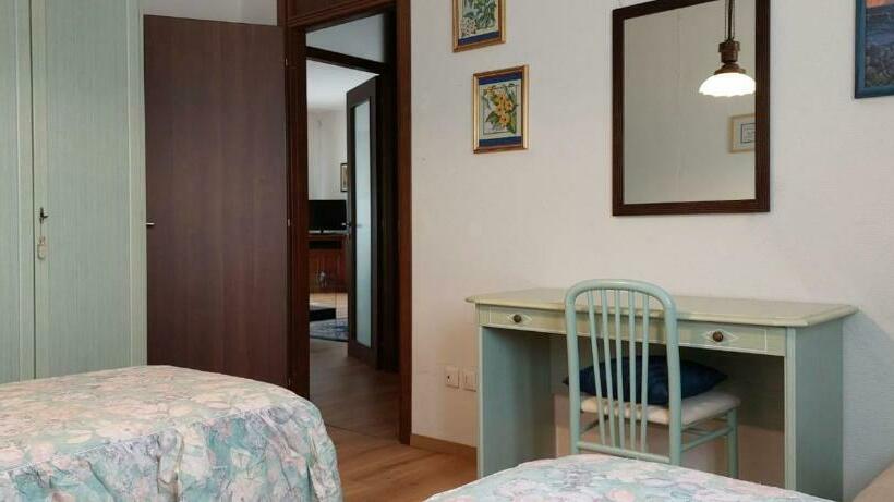 带1个卧室的带阳台的公寓, Tenuta I Lecci