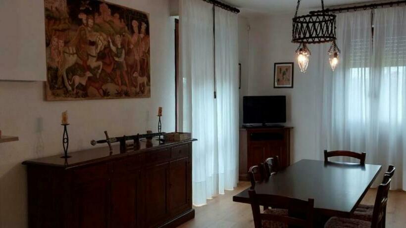 带1个卧室的带阳台的公寓, Tenuta I Lecci