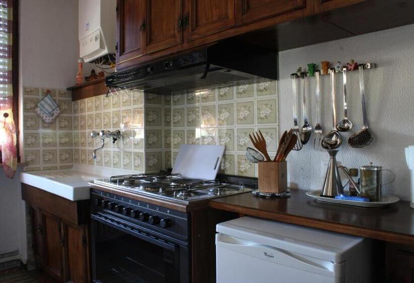 带1个卧室的带阳台的公寓, Tenuta I Lecci