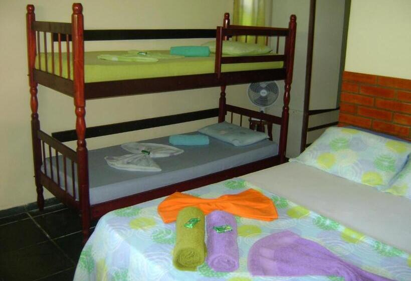 דירת חדר בקומת קרקע, Estalagem Tatuí