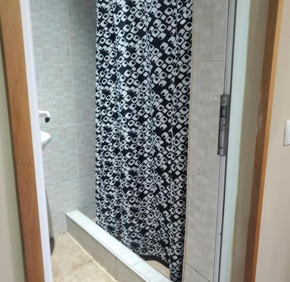 اتاق خانوادگی, Guest House Agmashenebeli 229