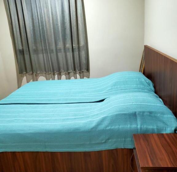 اتاق خانوادگی, Guest House Agmashenebeli 229