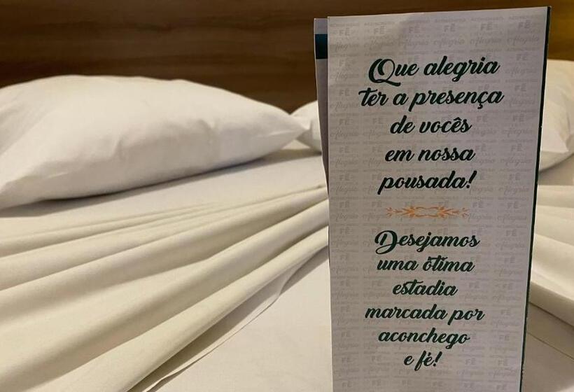 デラックスの４人部屋, Pousada Santa Inês