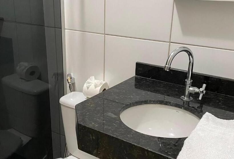 スタンダードトリプルルーム, Pousada Santa Inês