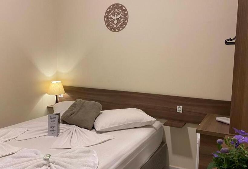 スタンダードルーム, Pousada Santa Inês