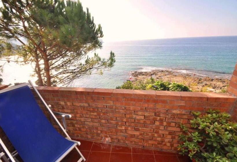 شقة ديلوكس غرفة نوم واحدة مطلة على البحر, Residence Del Mare