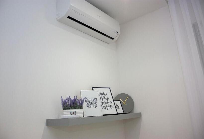 آپارتمان 1 خوابه با تراس, Villa Onix