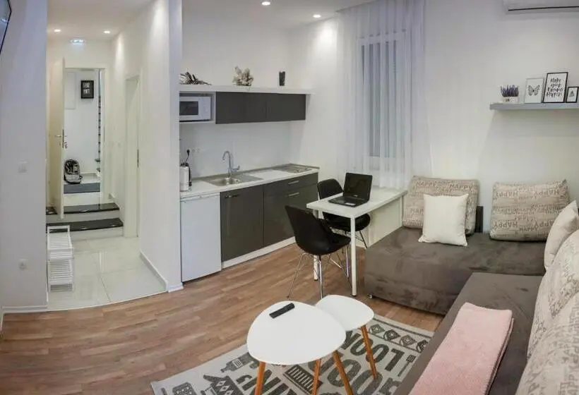 آپارتمان 1 خوابه با تراس, Villa Onix