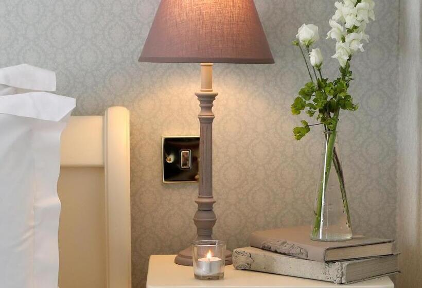 חדר סטנדרט, Conyngham Arms Hotel