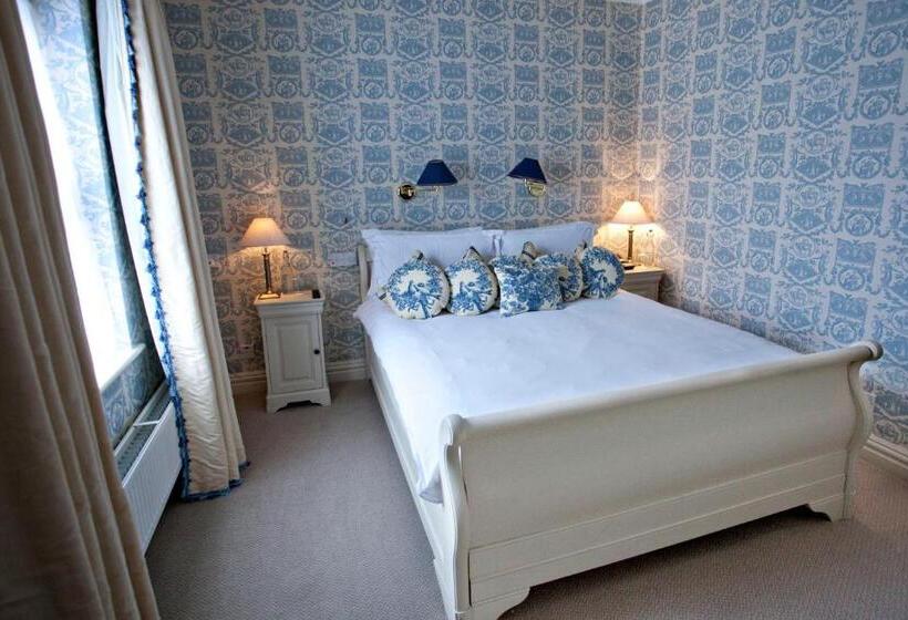 Quarto Estandar, Conyngham Arms Hotel