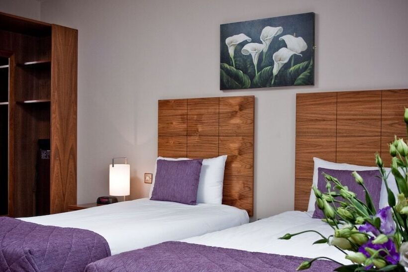 스탠다드 룸, Beresford