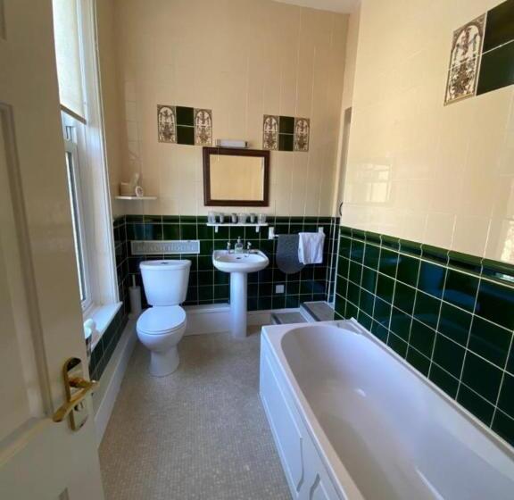 חדר משפחתי, Buckingham Lodge Guest House