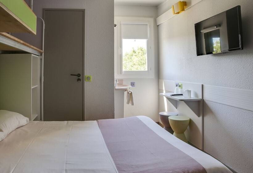 Номер Стандарт Трехместный, Hôtel Valence Sud