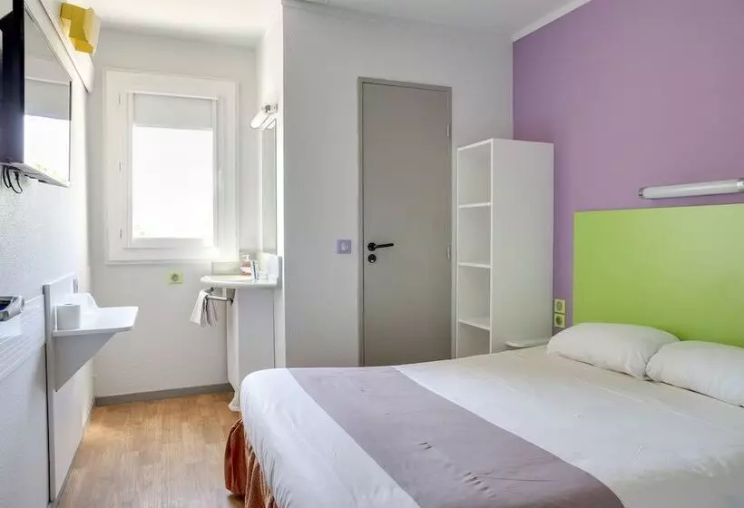 身障者適用スタンダードルーム, Hôtel Valence Sud