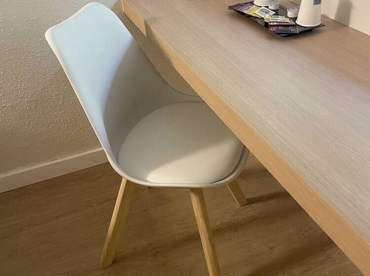 Номер Стандарт, Kyriad Direct Montpellier Saint Jean De Védas   La Peyrière