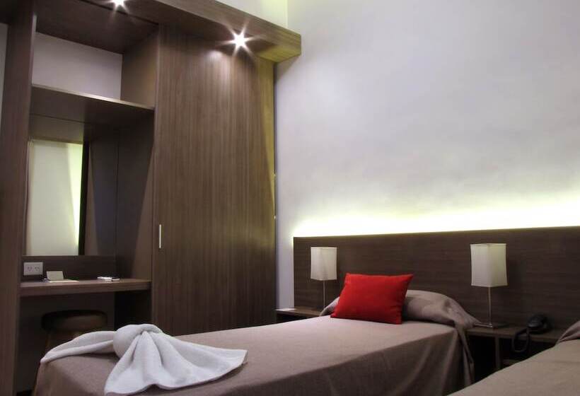 اتاق سوپریور, Milan