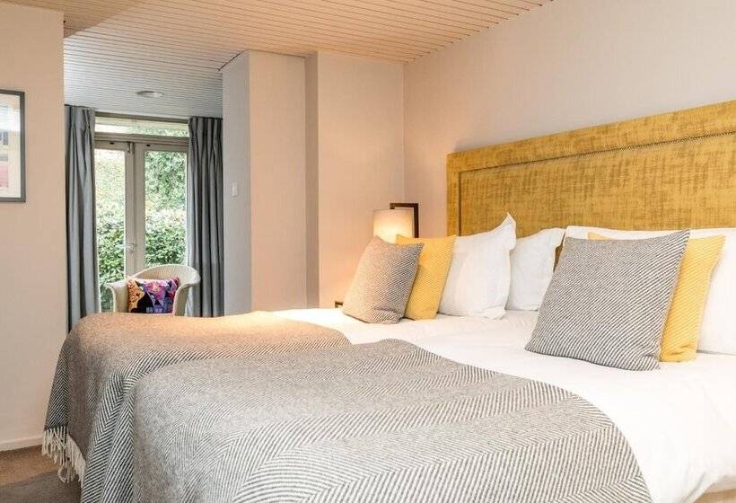 اتاق استاندارد, Number 31