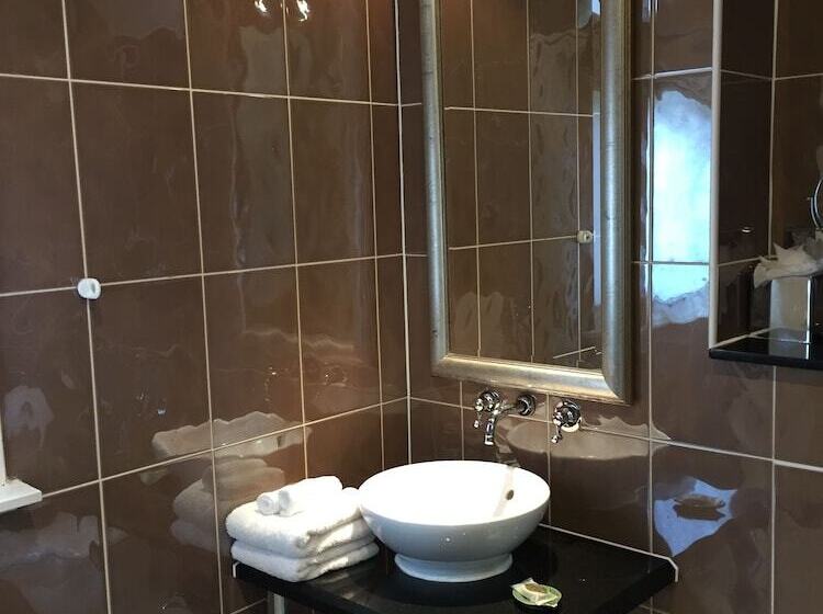 豪华房间, Quebecs