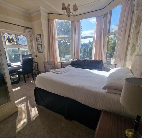 수피리어 룸, Regency