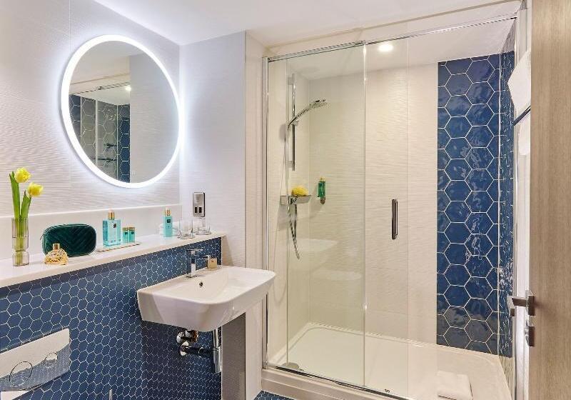 חדר סטנדרט, The Grafton