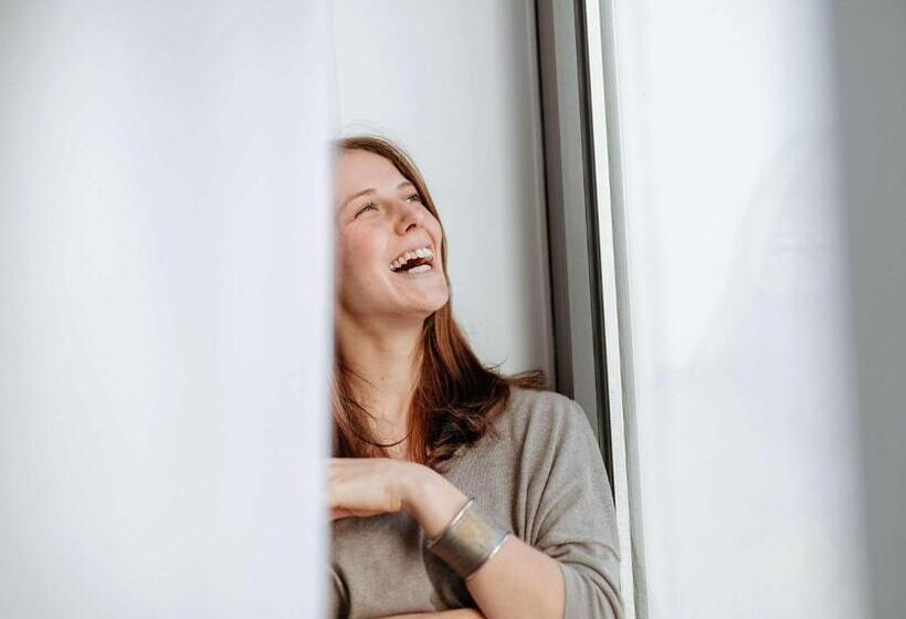 اتاق استاندارد برای معلولان, Novotel Berlin Mitte