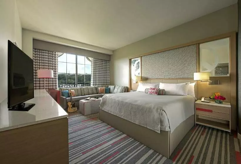 キングサイズベッドのクラブルーム, Universal Hard Rock Hotel®