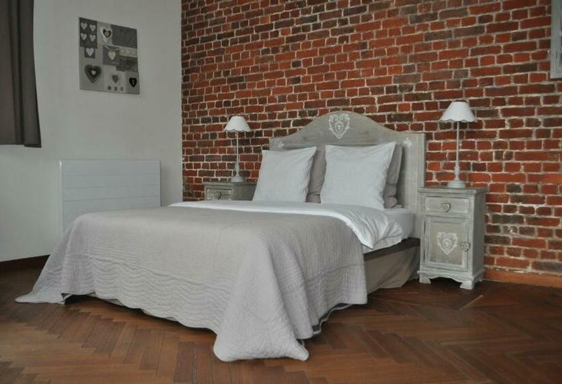 استودیو استاندارد با چشم‌انداز باغ, Au Cœur Du Jardin