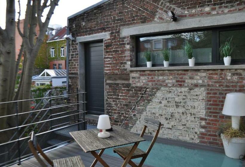 استودیوی استاندارد, Au Cœur Du Jardin