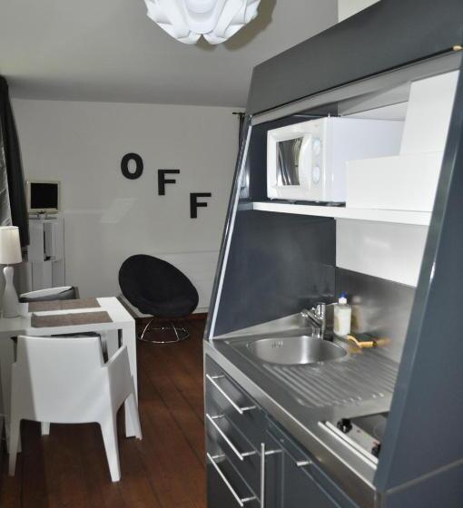 استودیوی استاندارد, Au Cœur Du Jardin