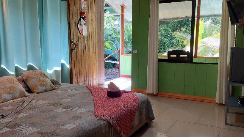 غرفة قياسية مزوَّدة بشُرفة, Casa El Tortugo