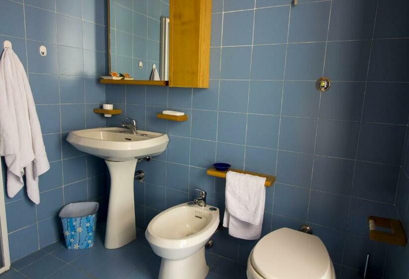 کابین, Borgo Il Poggio Agritourismo