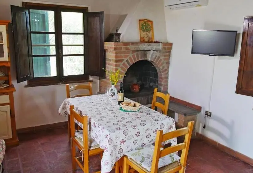 スタンダードバンガロー, Borgo Il Poggio Agritourismo