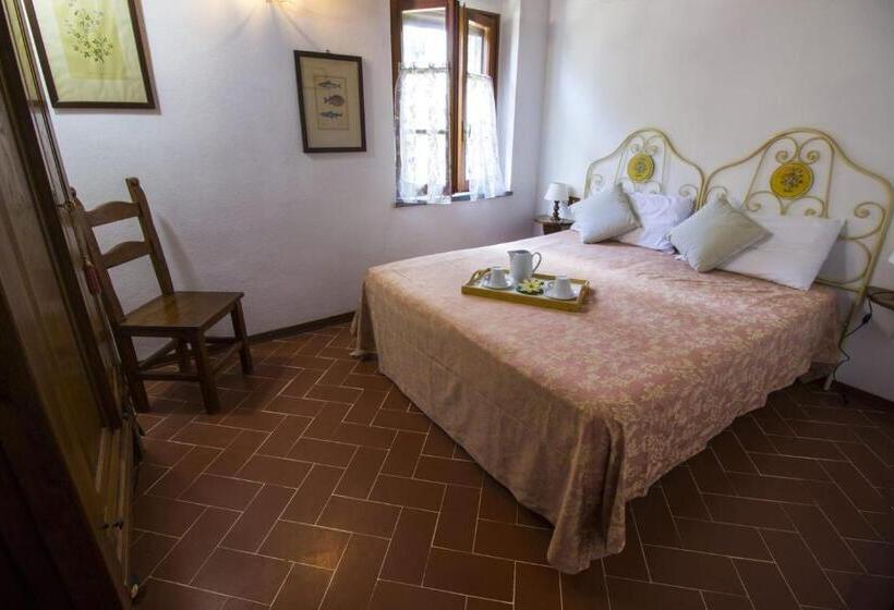 آپارتمان 1 خوابه با تراس, Borgo Il Poggio Agritourismo