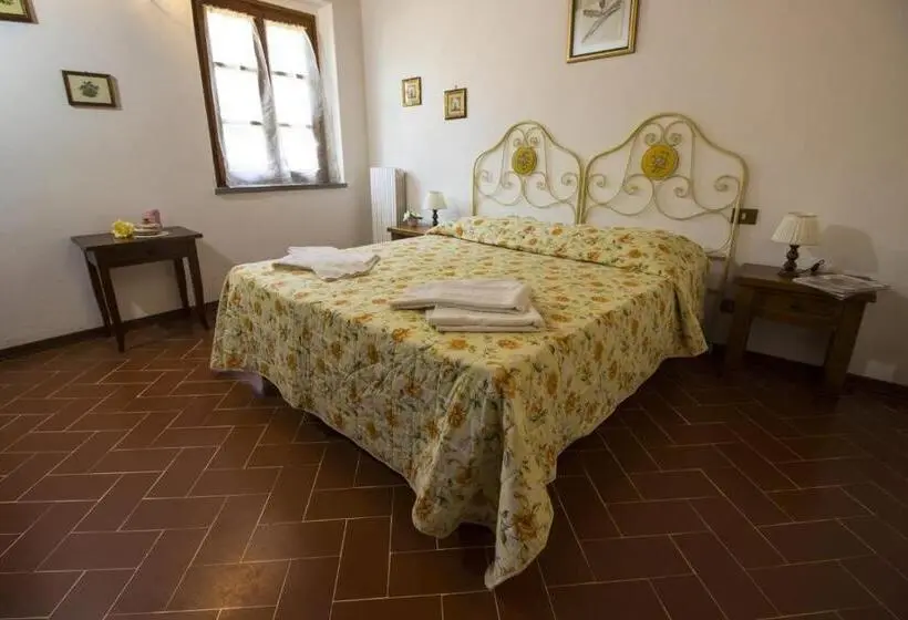 庭の見える１ベッドルームアパートメント, Borgo Il Poggio Agritourismo