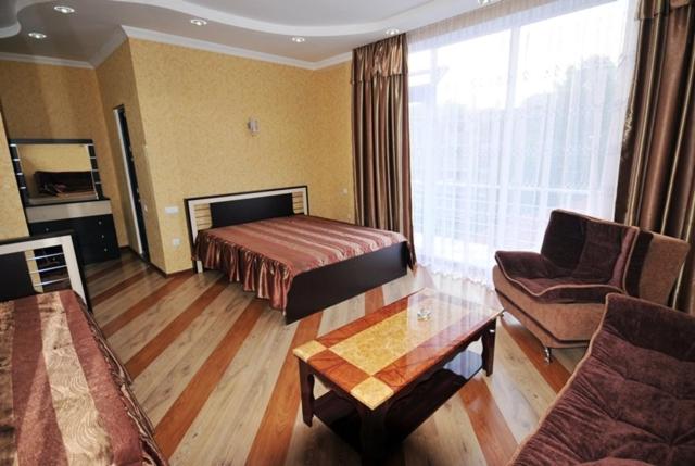 اتاق استاندارد سه نفره, Albatros