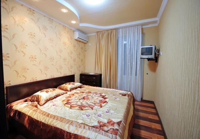 اتاق خانوادگی, Albatros