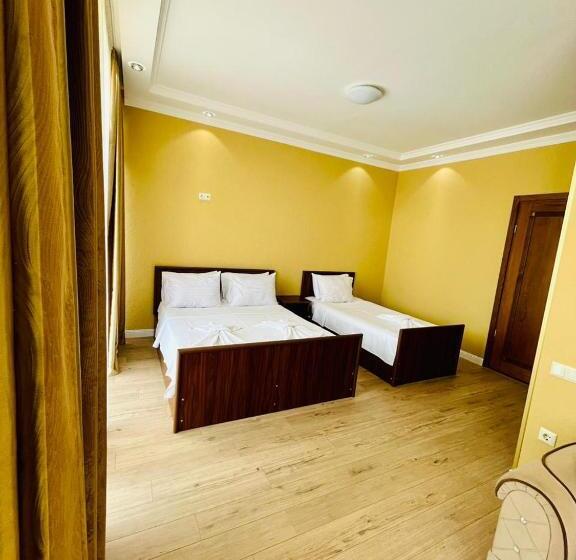 اتاق استاندارد سه نفره, Albatros