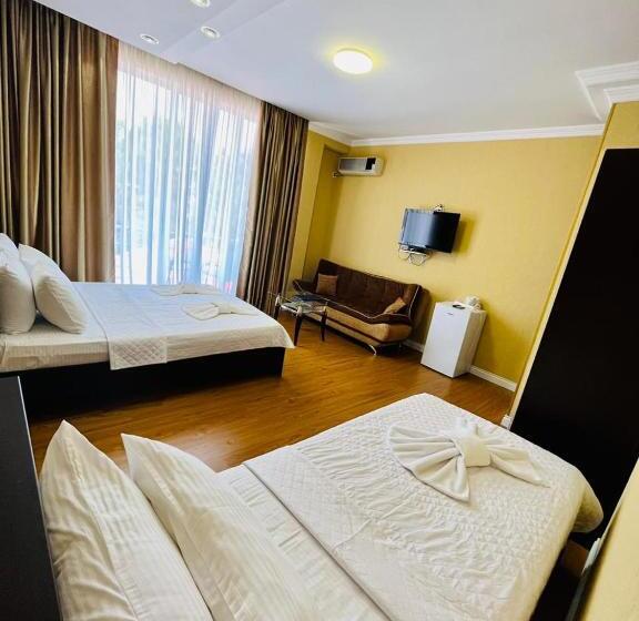 اتاق استاندارد سه نفره, Albatros