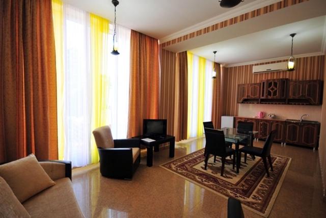 سوییت, Albatros